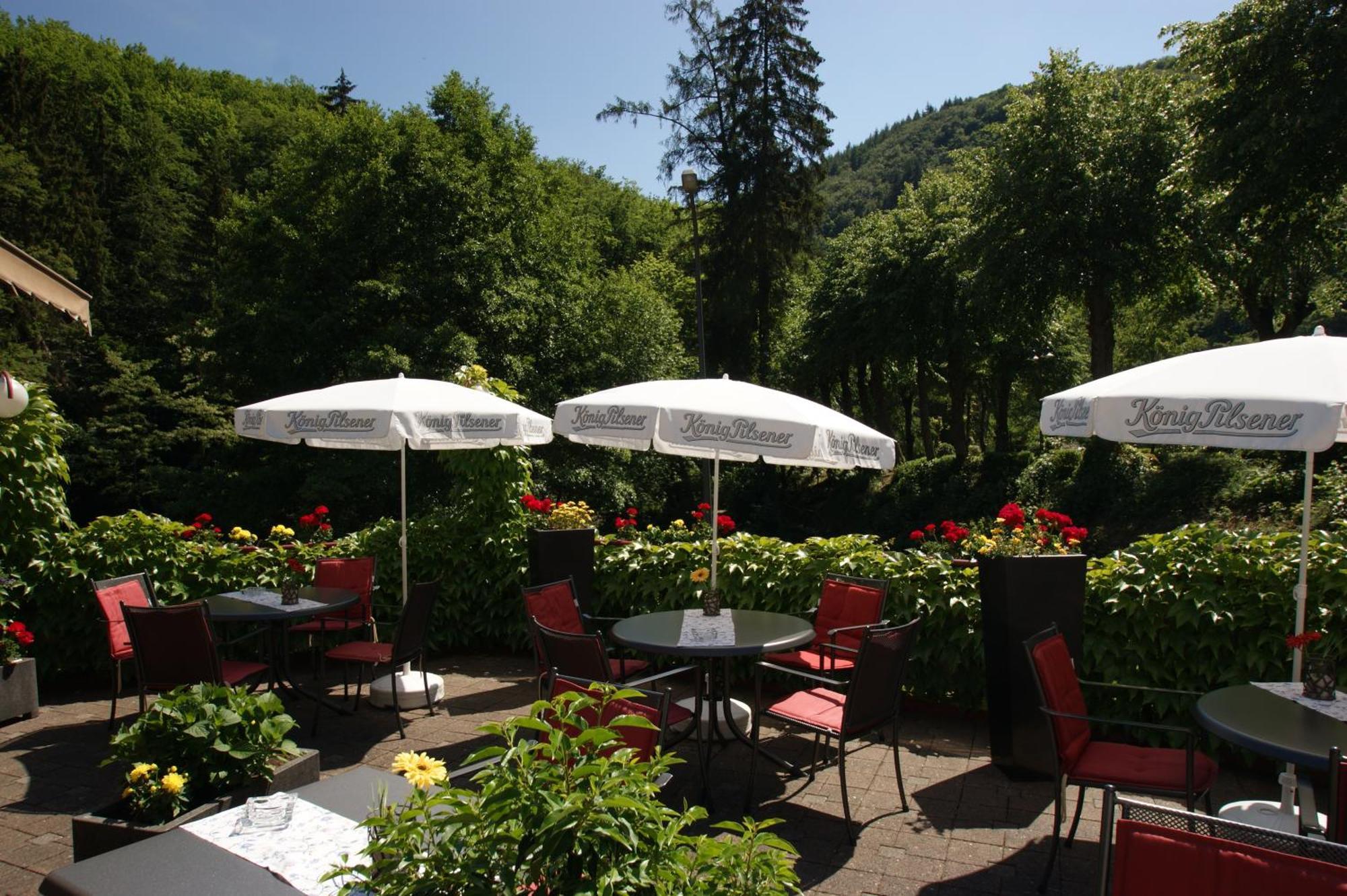 Bertricher Hof Hotel Garni Bad Bertrich Exterior foto