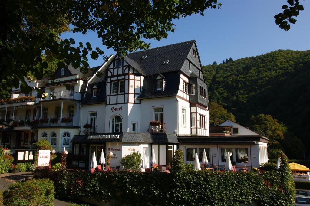 Bertricher Hof Hotel Garni Bad Bertrich Exterior foto